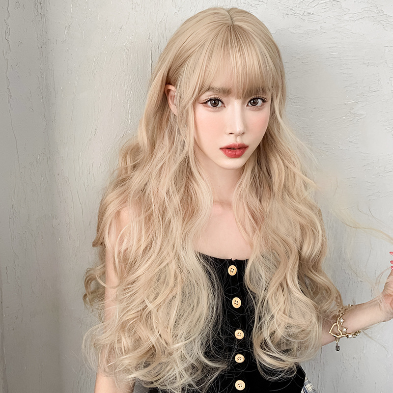 Venta al por mayor de la fábrica peluca de las mujeres de pelo largo verano natural largo cabello rizado Internet celebridad cubierta de cabeza completa luz dorada moda cubierta de cabeza superior completa