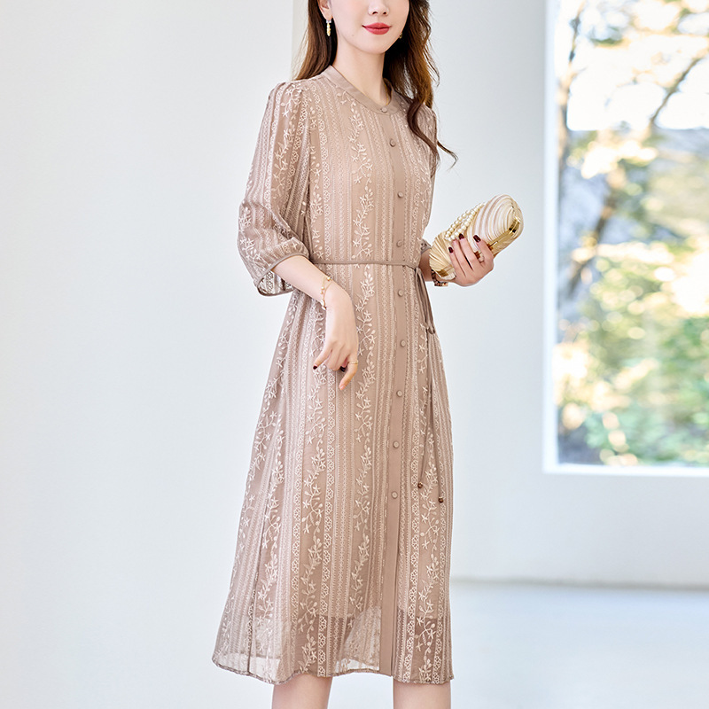 High-end Silk Dress Women's 2024 New Arrival Embroidered Lace-up Large Size Mulberry Silk Dress for Mother High-end Silk Dress Women's 2024 New Arrival Embroidered Lace-up Large Size Mulberry Silk Dress for Mother
