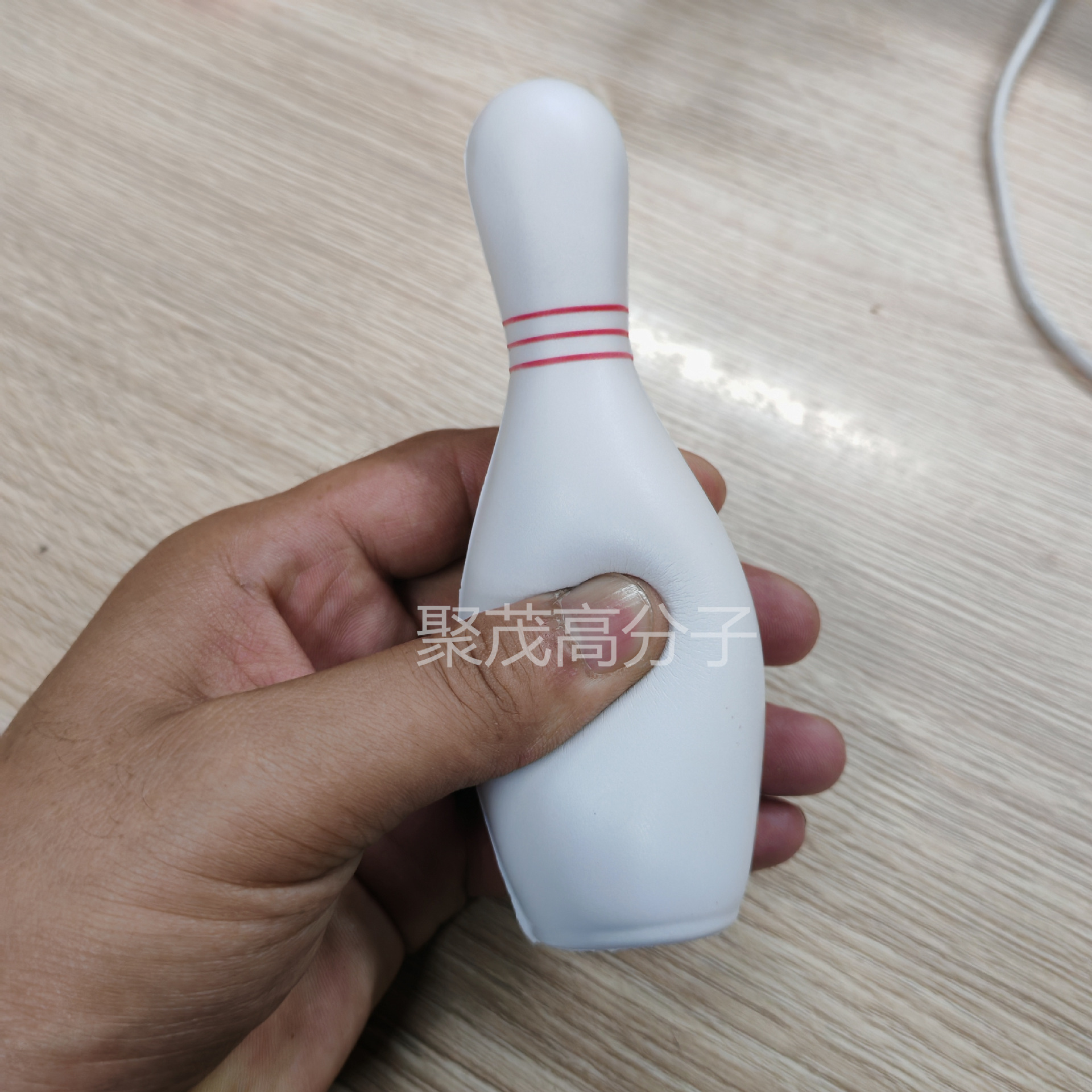 Bowling pin pressure ball 132*45mm / See color details