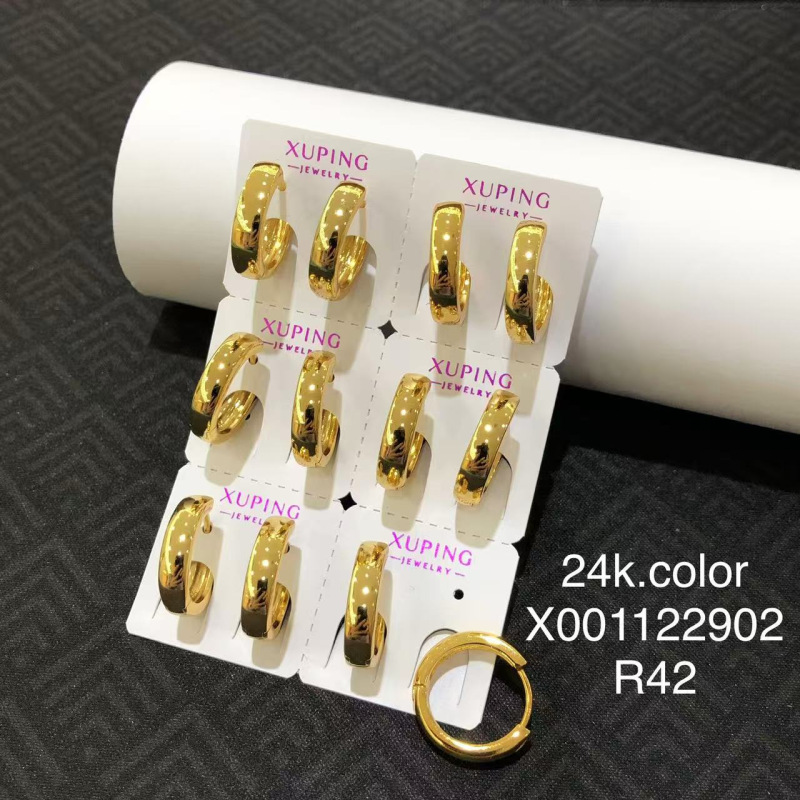 Hapones de orejas de cobre de aleación de cobre chapado en 24K orejas de moda ligera de lujo para mujeres aretes de orejas de estilo coreano joyas personales