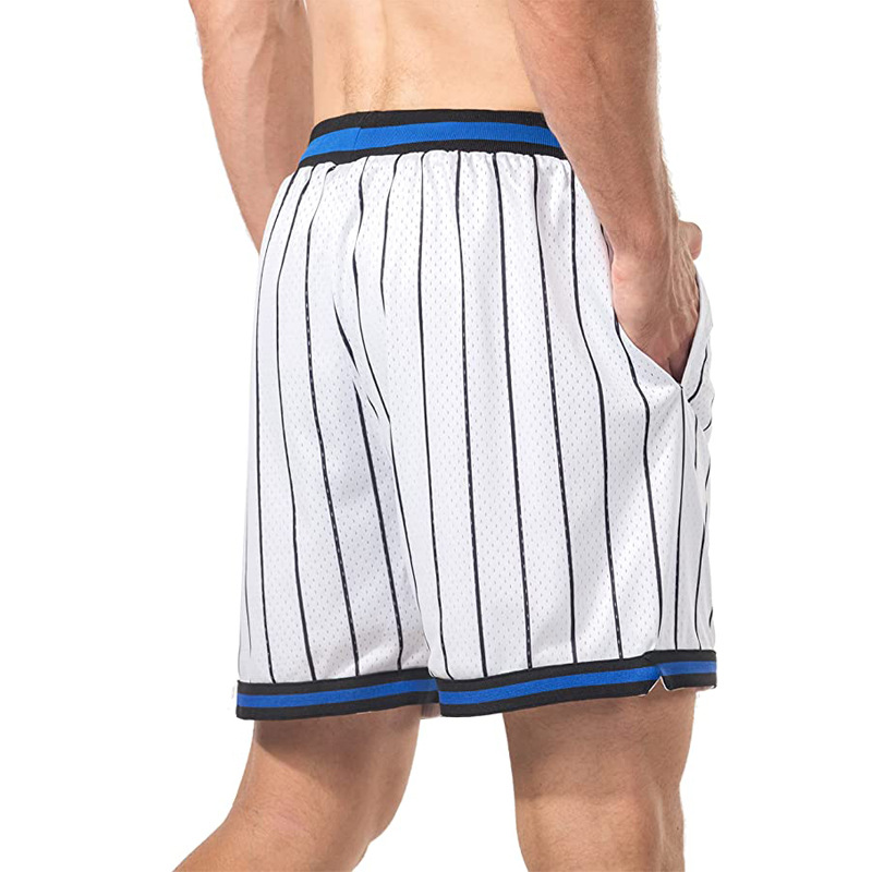 Herren Sommer Eis Seide Neue Mitte Schwarz Split Hosen Casual Amerikanischen Basketball Shorts für Oberbekleidung_voghion.com