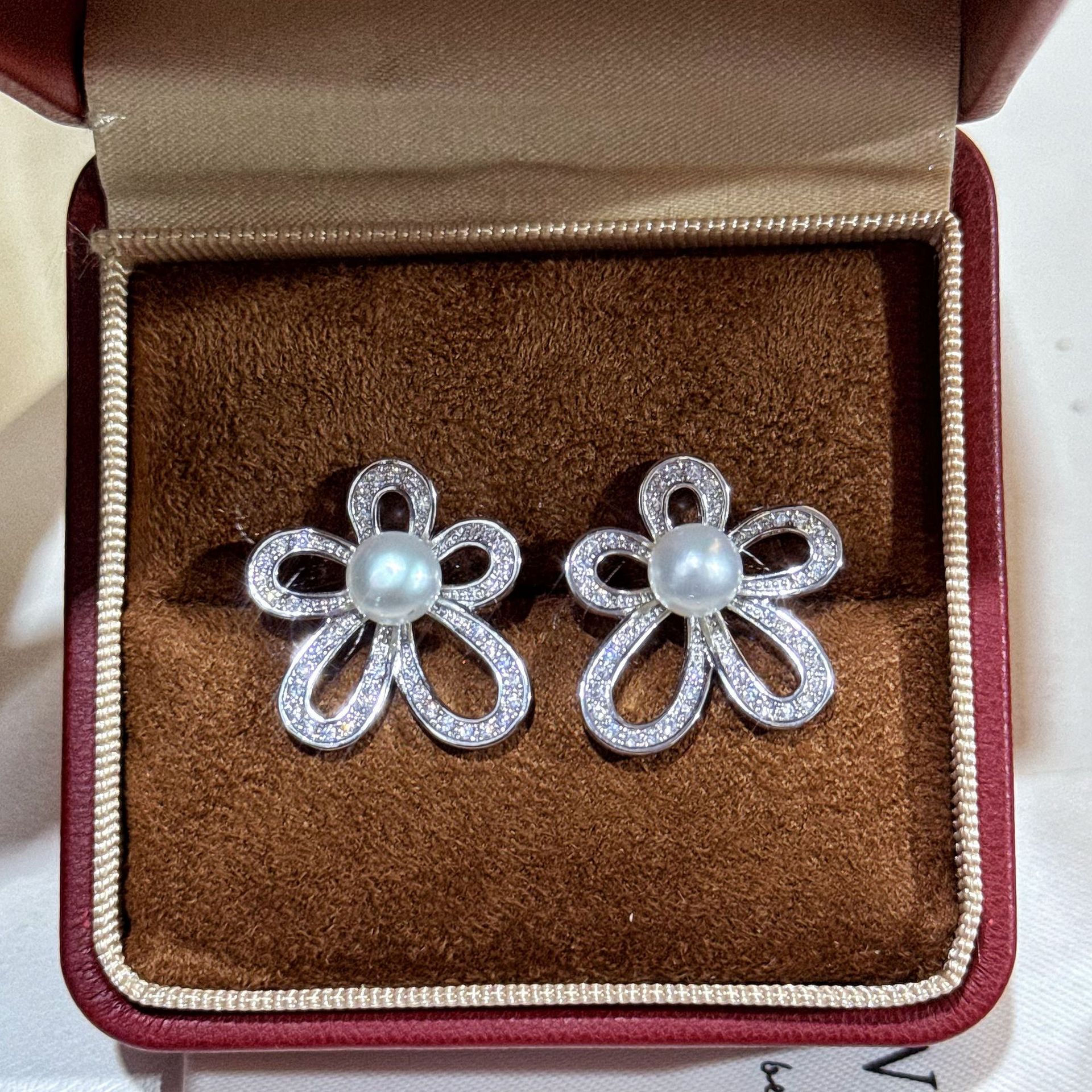 С����������껨����Ȼ��ˮ���������ָ��׹������Դͷ��������