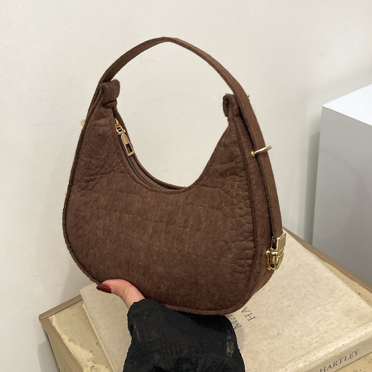 198g Weight Nylon Lining Material Sewing Thread Fashion Element Zipper Closure Type Single Shoulder Strap Strap Type Handbag Bags Type Holiday, Daily Occasion Polyester Material Solid Color Pattern All Seasons Season Women's Gender Classic Style, Streetwear Style Square Shape Medium Size Women's Medium Polyester Solid Color Classic Style Streetwear Sewing Thread Square Zipper Handbag 4