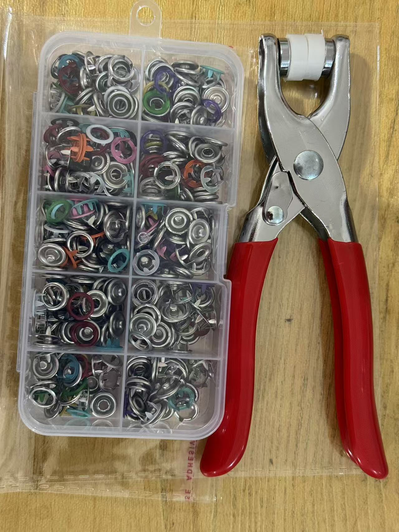 Juego de instalación de hebilla de cinco garras Botón de abrazadera de cinco garras Botón oculto Botón a presión Botón hembra Botón sin costura Botón transfronterizo de cinco garras