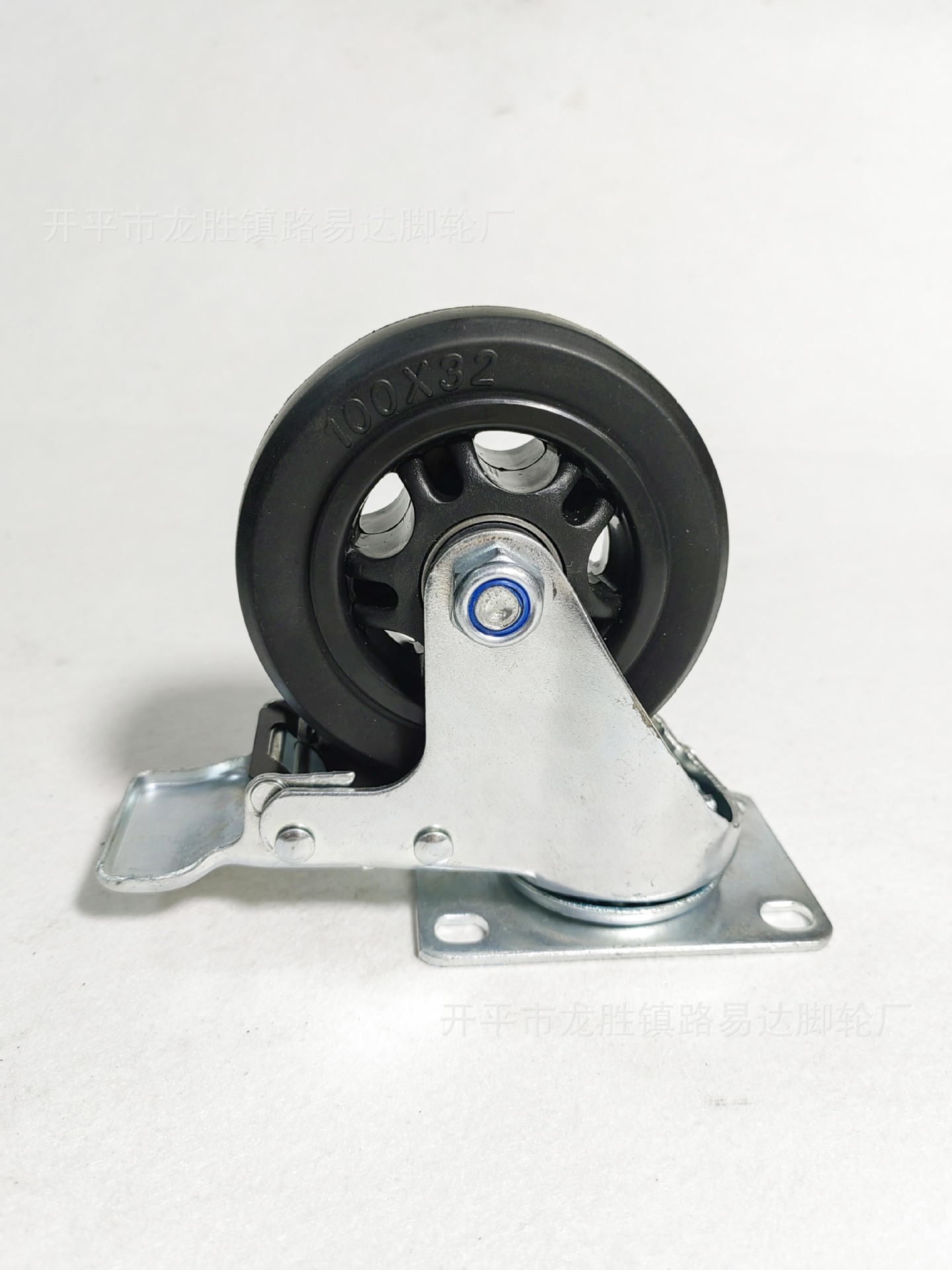 ef7484a78e04d589373b16ca3638cc