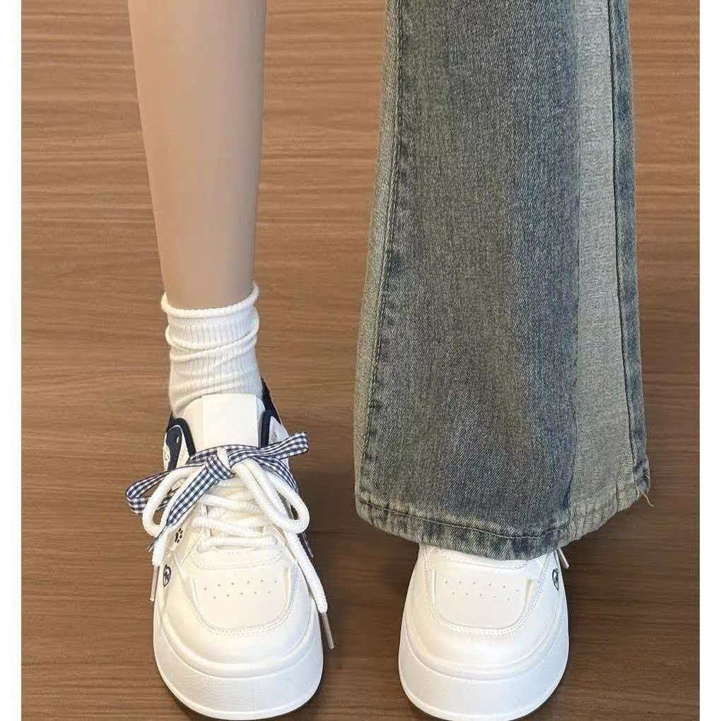 2026 verano nuevo plano antideslizante diario ligero frontal lazos de moda superficial estudiantes zapatos deportivos de mujer