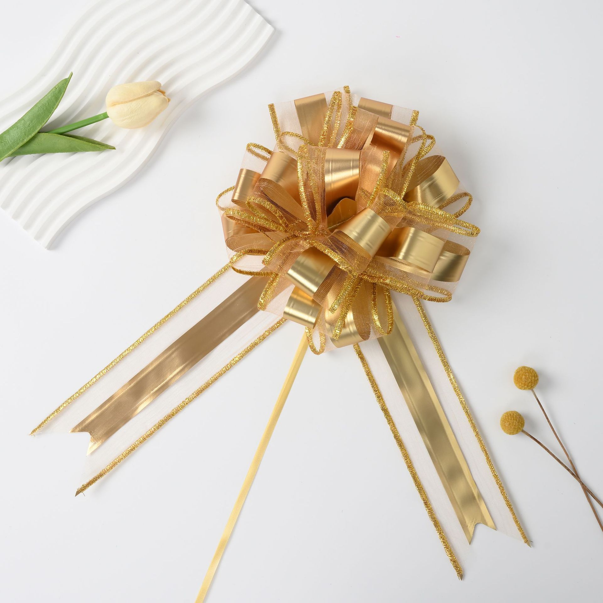 Transfronterizo 64mm supergrande tela de nieve chapada en dorado flor de mano suele / confesión / decoración de eventos de automóviles de boda mate flor de dibujo