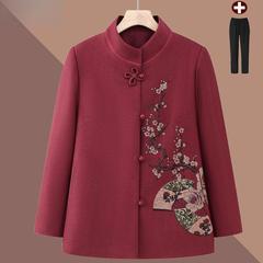 おばあさんの秋の服のコートの中でお年寄りのお母さんの607080歳の春と秋の長袖のおばあさんの上着の女性のおばあさんの服