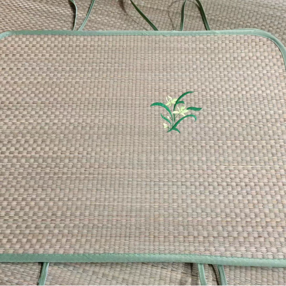 Циновки травы Materia Циновки подушки Циновки травы Pillowcase Холодные циновки Заканчивать циновки травы Циновки гнезда