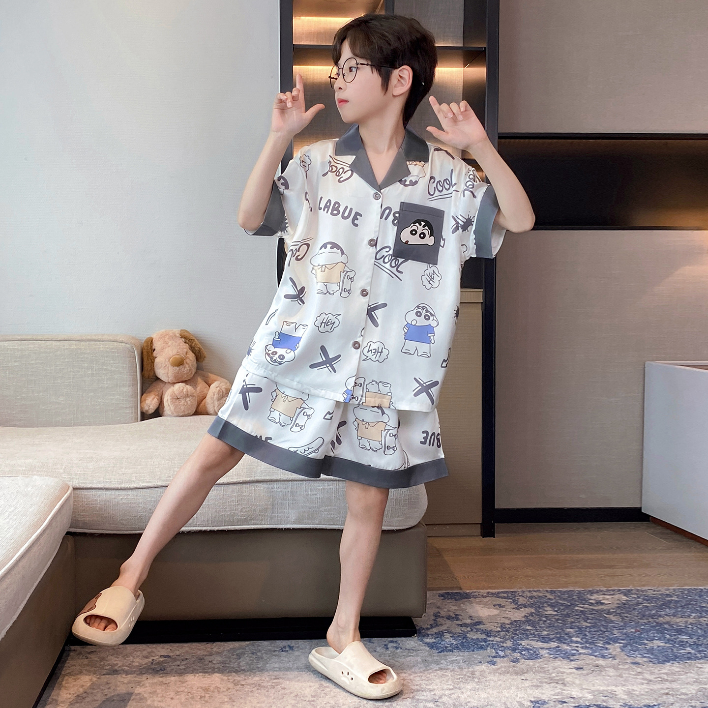 Pijamas infantiles verano 2026 nuevo niño hielo delgado de manga corta juveniles niños grandes set de ropa para el hogar