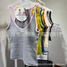 ���Ӽo2703�½��ݼy�޷�ʽU�I�첱��������һ�w���ڸ�������Ů��