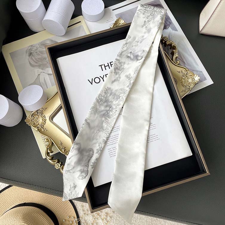 D versión alta 18 mm bufandas de seda cinta cinta delgada correa de pelo larga decoración pequeña bufandas animales de la selva H