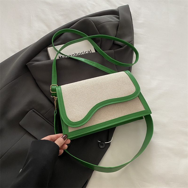 Bolsos populares de este año para mujer 2024 nuevo bolso de mensajero de un solo hombro con costuras de color en contraste de moda bolso cuadrado pequeño portátil