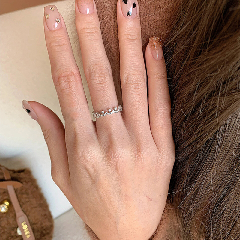 Xiancan Jewelry's New Full-Diamond Lace For Women A Simple, Unique, Thin, Stackable Ring That Is Fashionable And Trendy_voghion.com