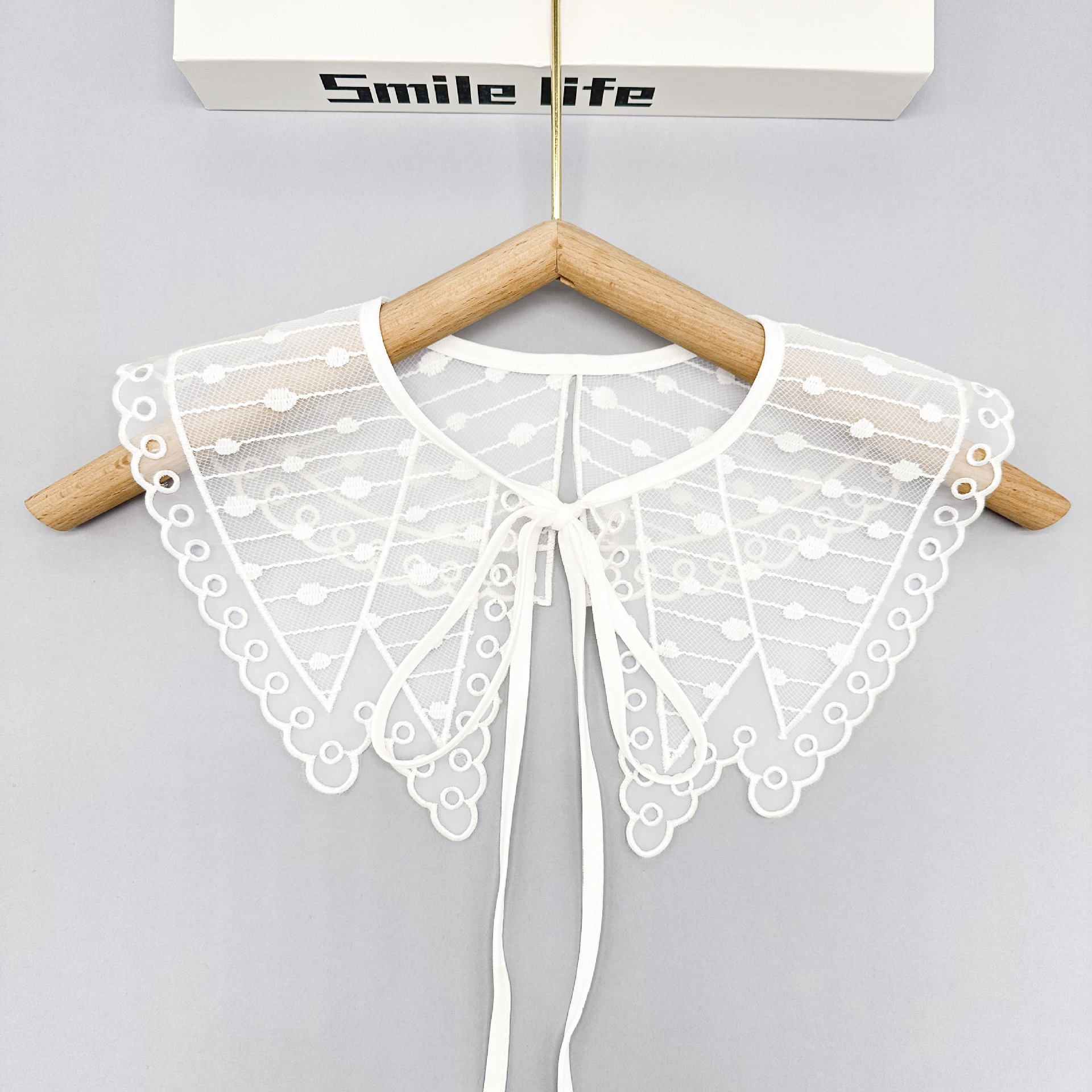 Collar de muñeca falso collar de encaje primavera-verano desmontable encaje de mujer camisa exterior con bordado de venta caliente transfronteriza