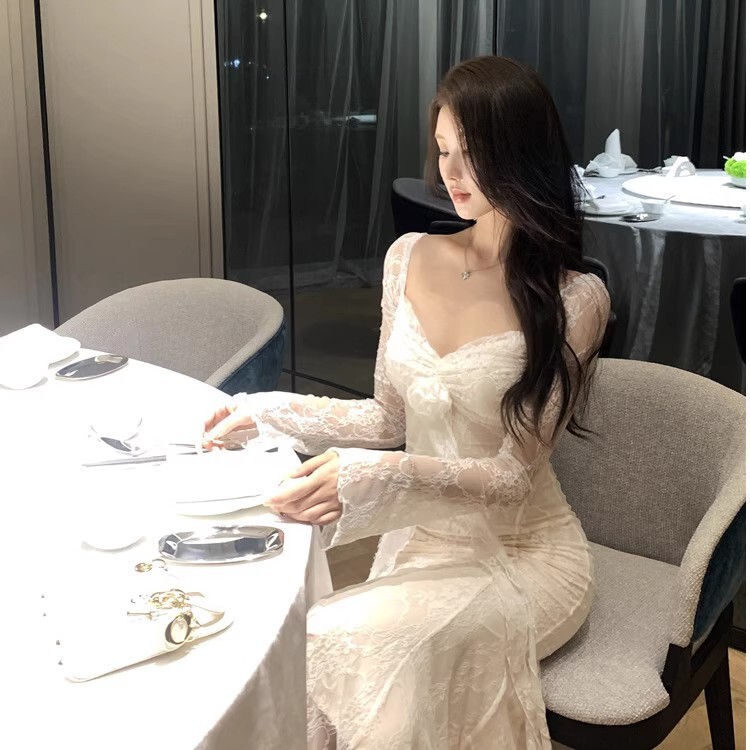 Square Neck Lace Slimming Look Long-Sleeved Dress Mid-Length Lady Style 2025 Autum New Fashion Women's Fashion