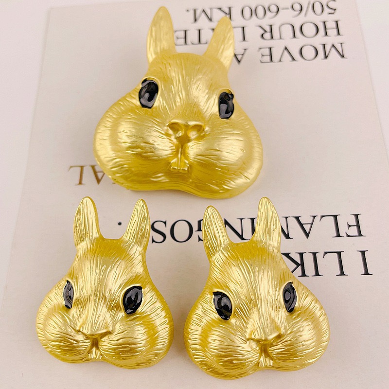 Retro Rabbit Alloy Plating Unisex Brooches display picture 5