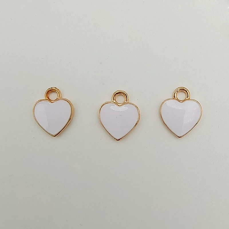 Accessory, accessories, metal pendant, bracelet heart-shaped, necklace, chain
