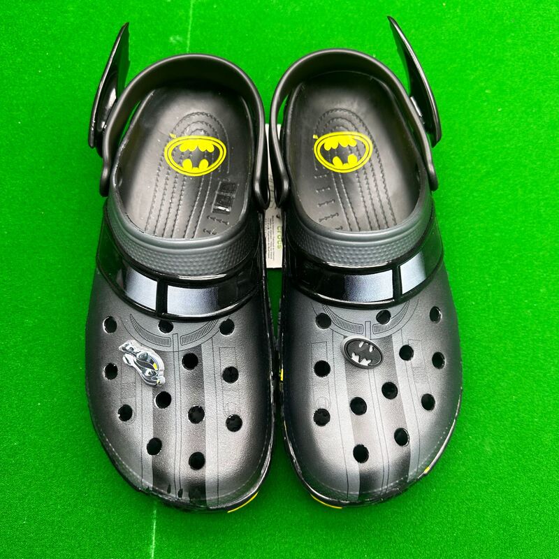 Co-Branded Batman Winged Clogs Men's Shoes Breathable and Comfortable Sandals Outdoor Toe-Toe Slippers Beach Shoes