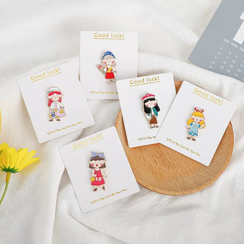 跨境热销女孩系列卡通胸针可爱女生背包个性徽章学院风闺蜜饰品潮