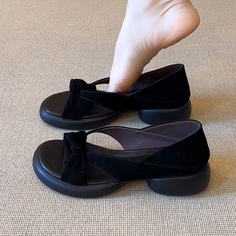 Sandalias de moda francesa para mujeres 2026 casual versátil con dedos desnudos y suela gruesa alta simple playa zapatos romanos