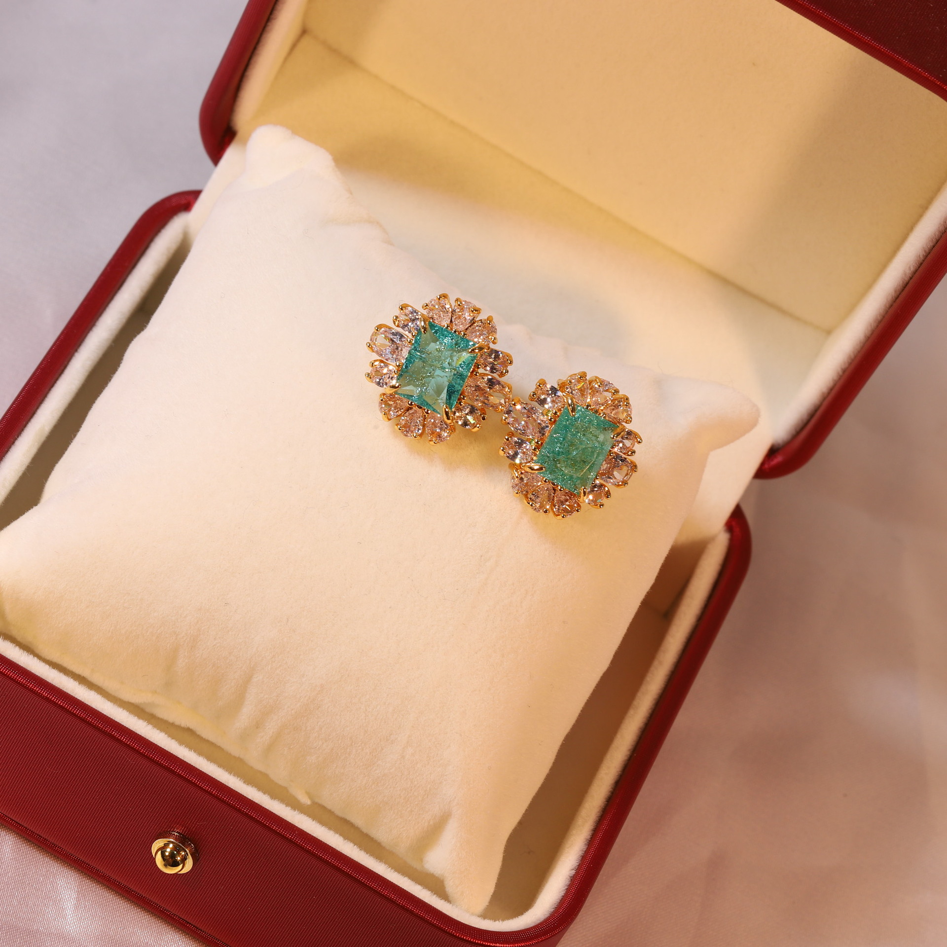 Retro Geometric Titanium Steel Inlay Zircon Pendant Necklace 1 Piece