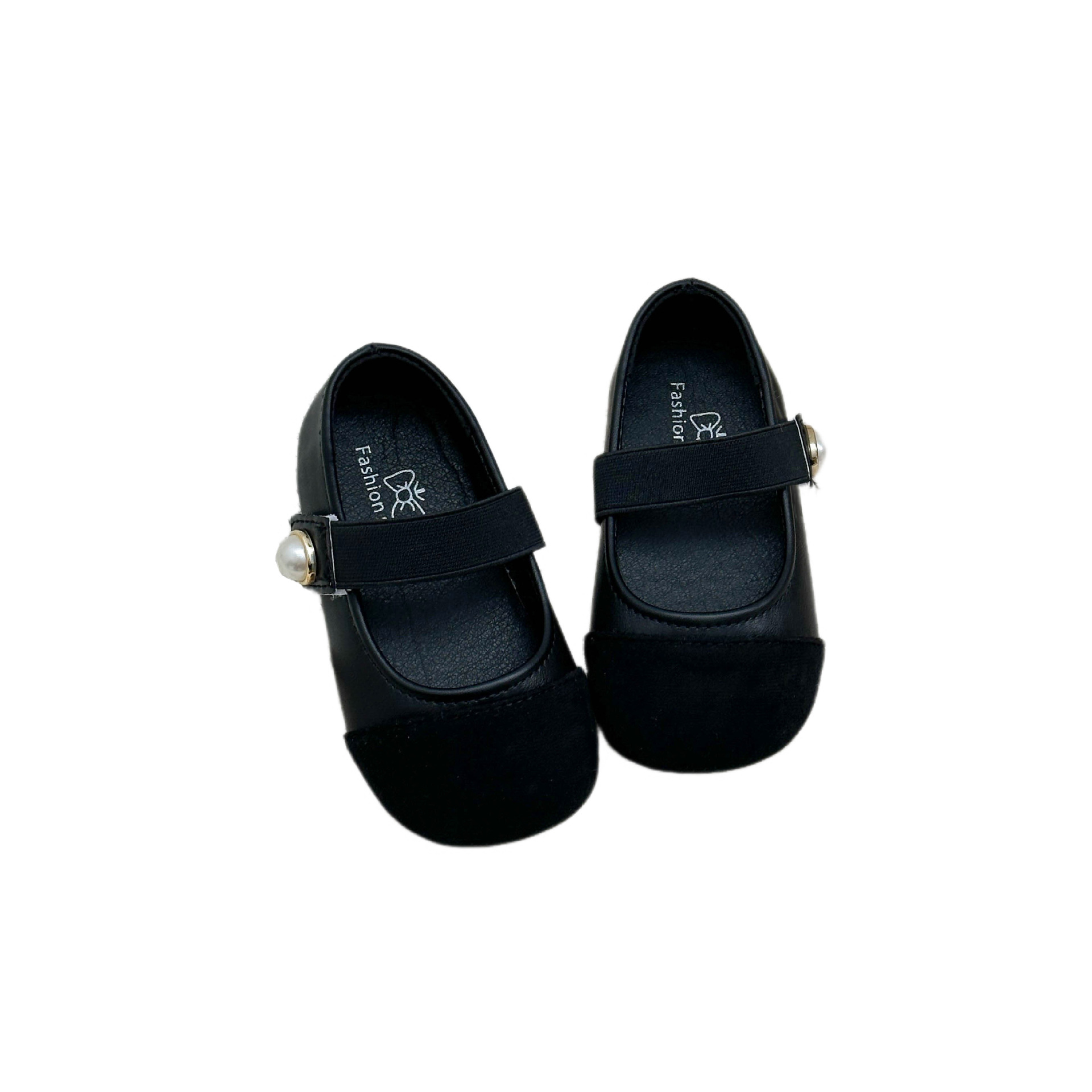 Zapatos de niñas 2026 primavera y otoño nuevos zapatos de cuero para niños pequeños zapatos de niñas pequeñas fragancias con suela suave zapatos de bebés solos zapatos de frijoles