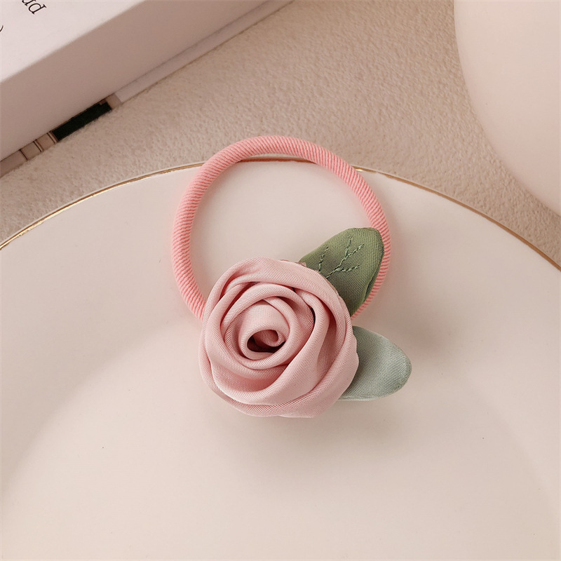 Historia de rosa amarilla coreana flor anillo de cabello cuerda de cabeza de alta sensación suave dulce camellia cuerda de cabello correa tocado