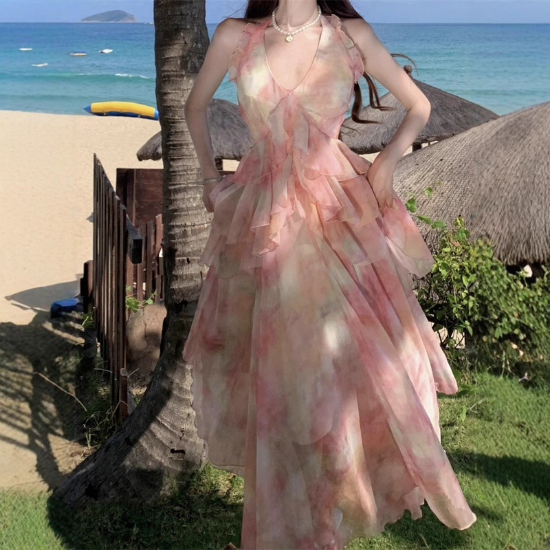 夏季新款油画气质印花连衣裙挂脖露背温柔法式复古度假长裙子|undefined