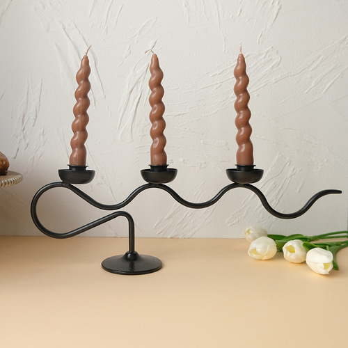 Modern Minimalist Iron Candlestick Home Romantic Atmosphere Prop French Entrance Piece Decorative Candleholder