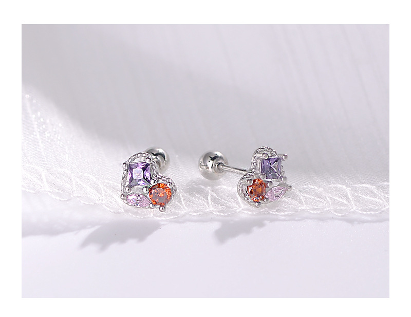 Fashion Heart Shape Sterling Silver Plating Zircon Ear Studs 1 Pair