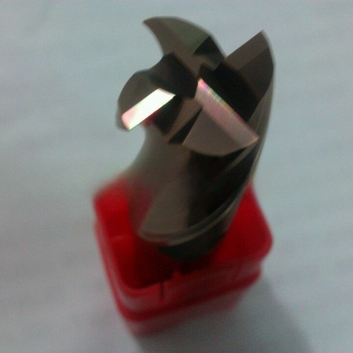 4刃硬钨钢铣刀-涂层铣刀-非标铣刀