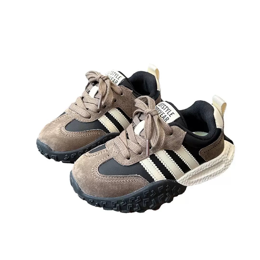 Zapatos deportivos para niños otoño y invierno 2025 nuevos zapatos casuales para niños zapatos de corrida suaves para niñas calentadores y zapatos de algodón