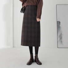 小个子半身裙女秋冬2025新款中长款百搭高腰复古格子a字裙直筒裙