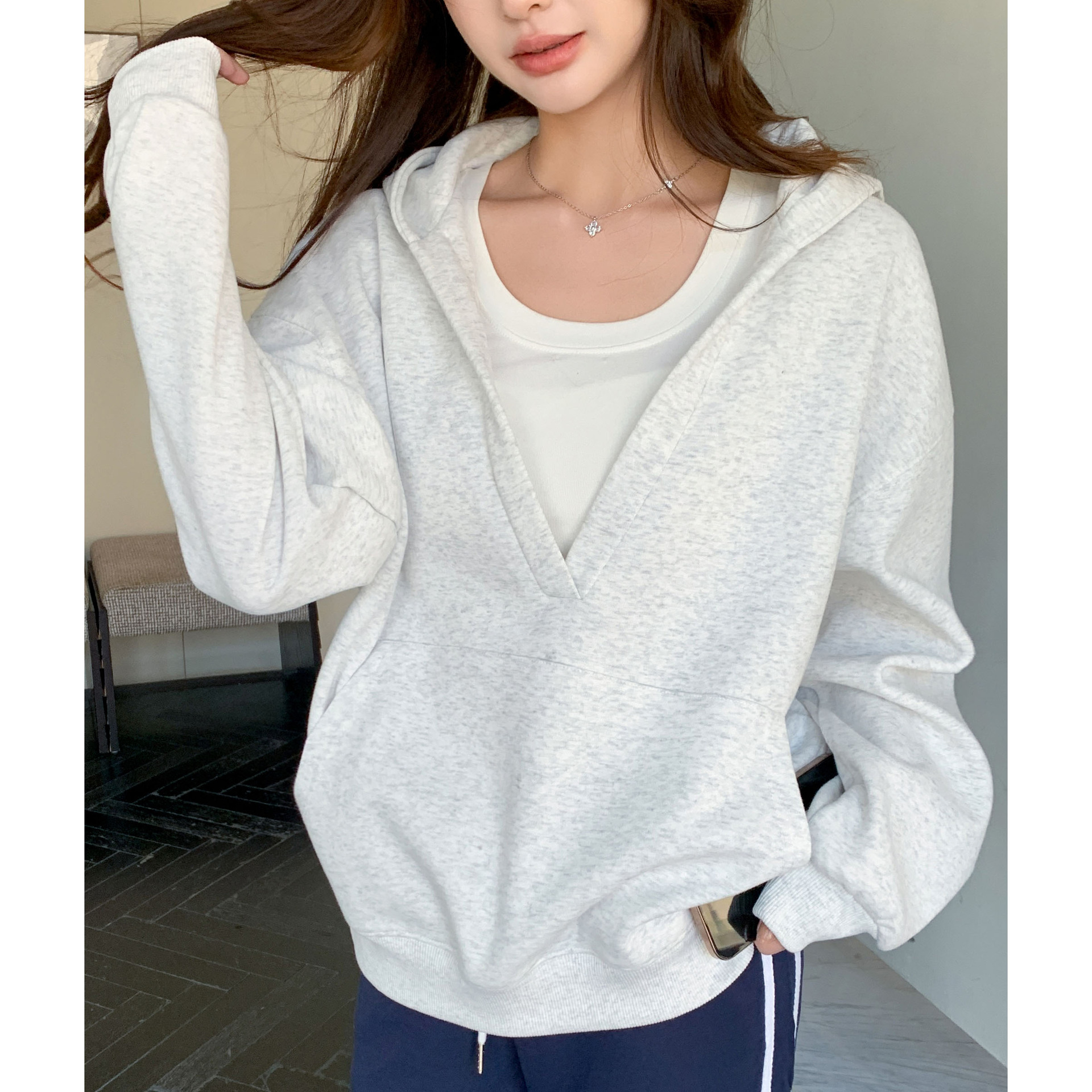 K1206 Carefully Selected V Neck Hooded Sweatshirt Jacket for Women in Spring, Autumn and Winter, Loose and Slimming Look with Flap Pocket Pantss, Casual Lazy Style Top