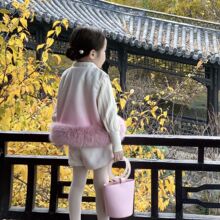 Ůͯ�u׃ɫ�����R���ﶬ�����¿��ë�ر���Ů��Сͯëë��ѝ