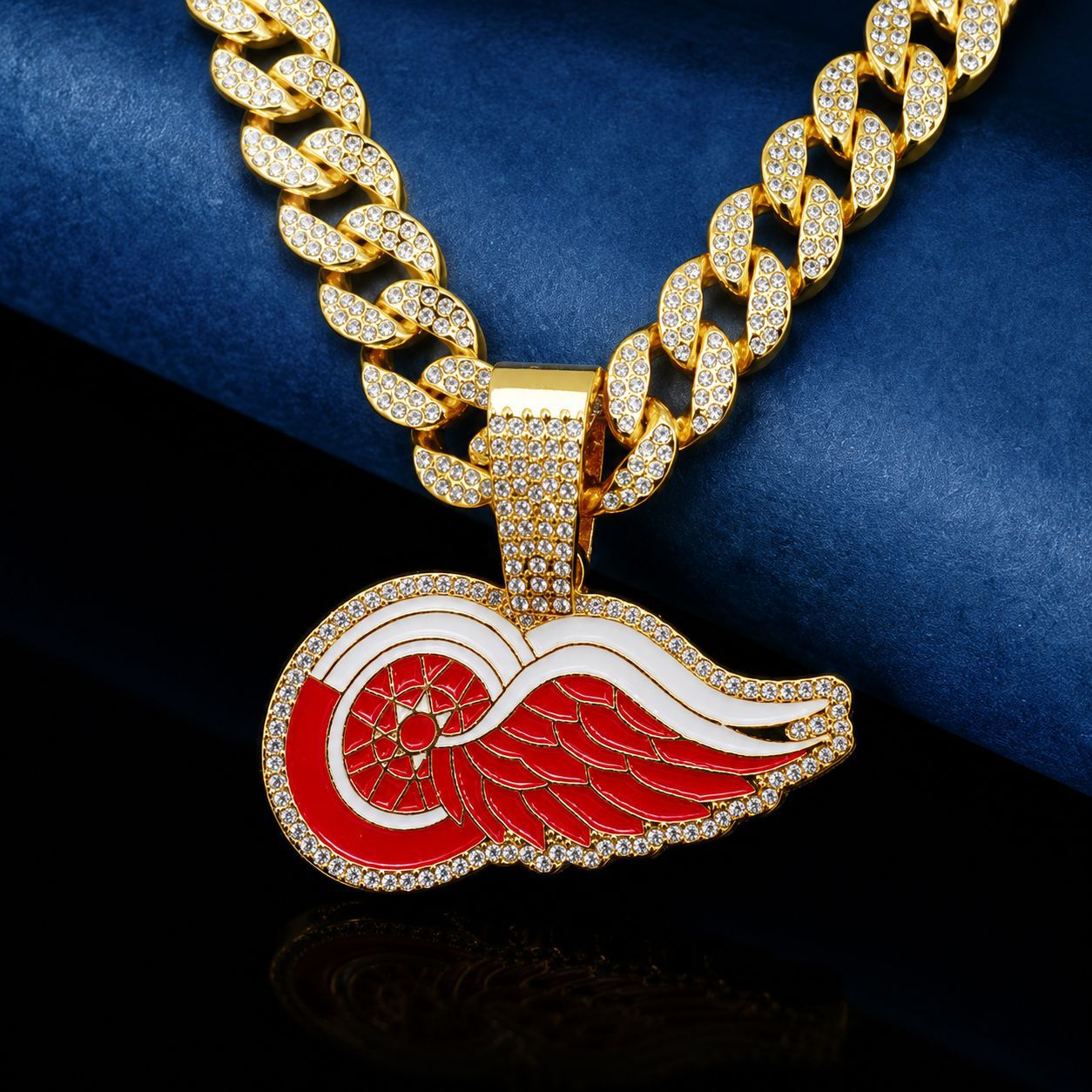 Cadena completa de diamantes cubanos Detroit Red Wings colgante hip-hop europeo y americano marcas de moda de diamantes ligeros de lujo nicho joyas de diseño
