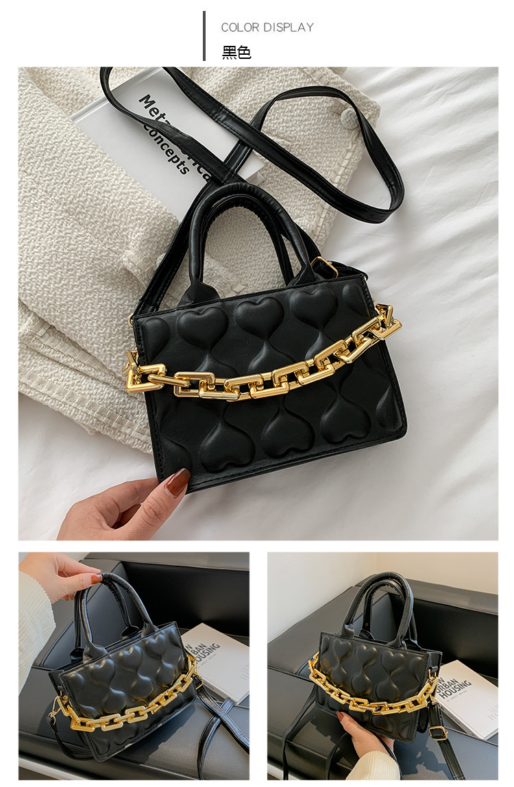 Autumn Fashion Trend Korean One-shoulder Messenger Embossing Square Bag display picture 7