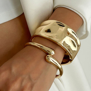 �W���羳�Ʒ �r�и�ˮ�ι��揗�����C ��Ҏ�t�Ͻ�Bracelet����