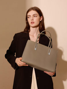 Capacious leather bag, genuine leather, cowhide