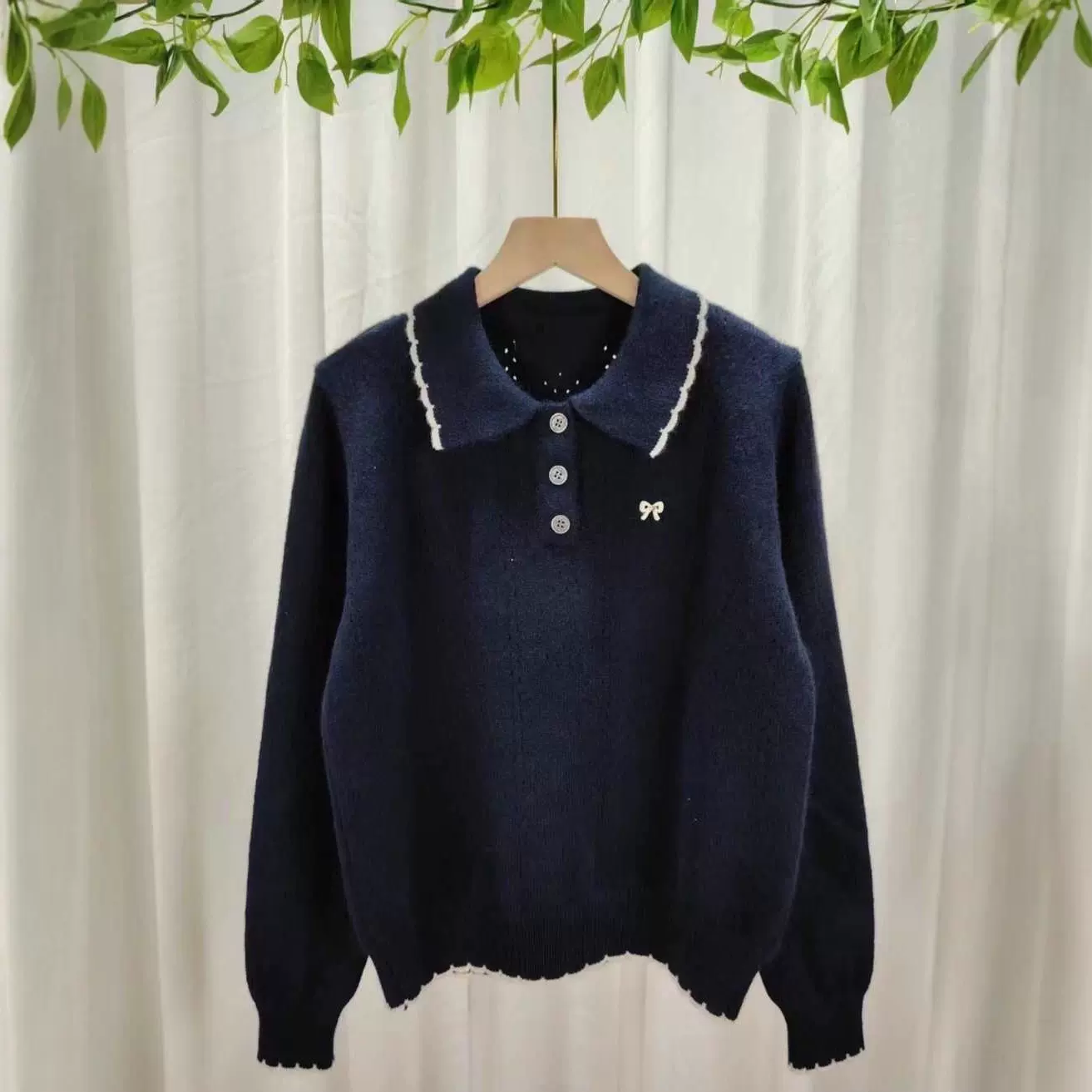 减龄少女拼色翻领蝴蝶结刺绣套头毛针织衫2025秋冬新款长袖女上衣