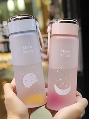 Polished matte handle water cup for girls, high-quality appearance, summer plastic anti-slip, heat-resistant, portable, minimalist and small cup.