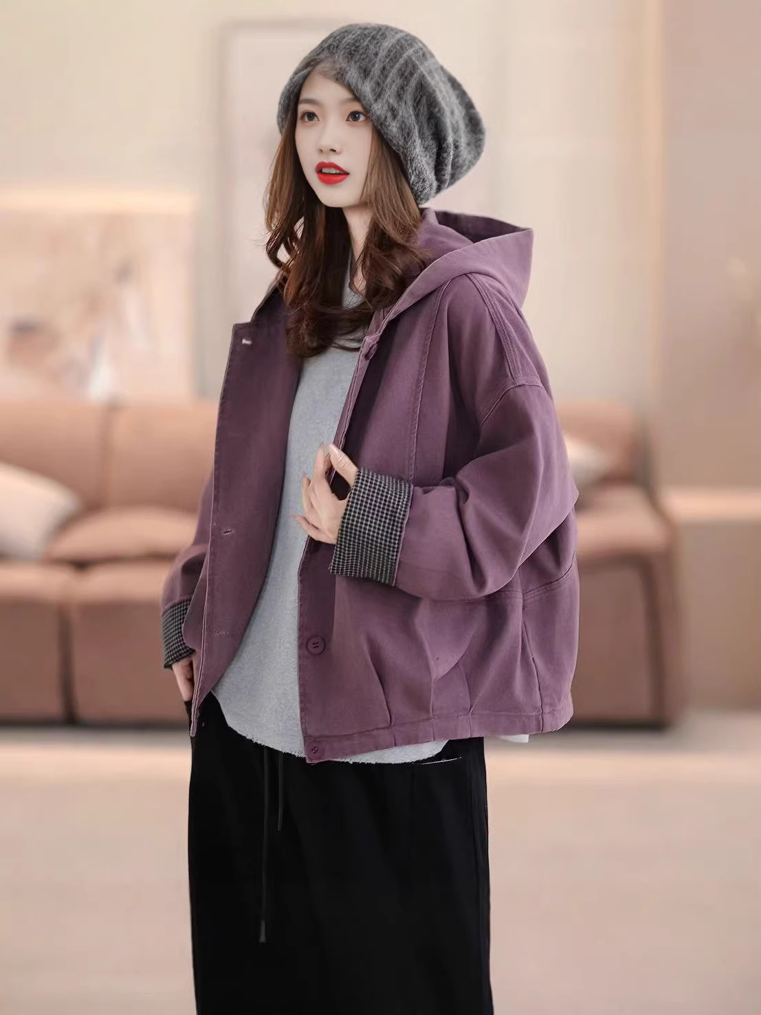 Spring retro jacket with hood for leisure
