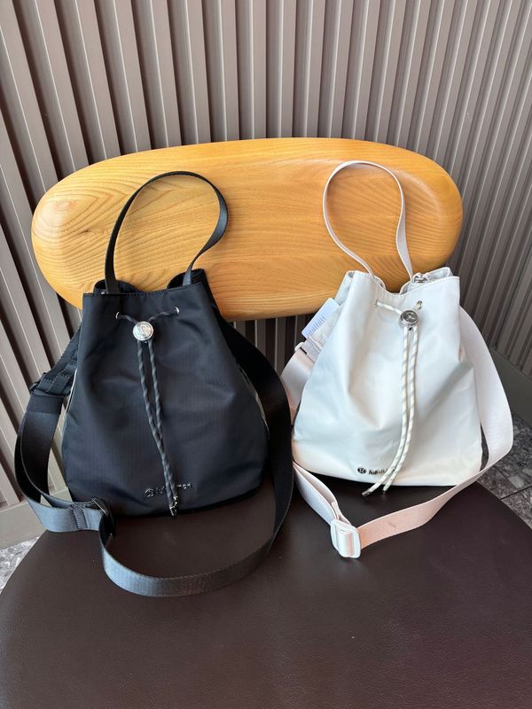 跨境lululemon Drawstring 5L女士抽绳水桶包手提单肩斜挎包休闲|undefined