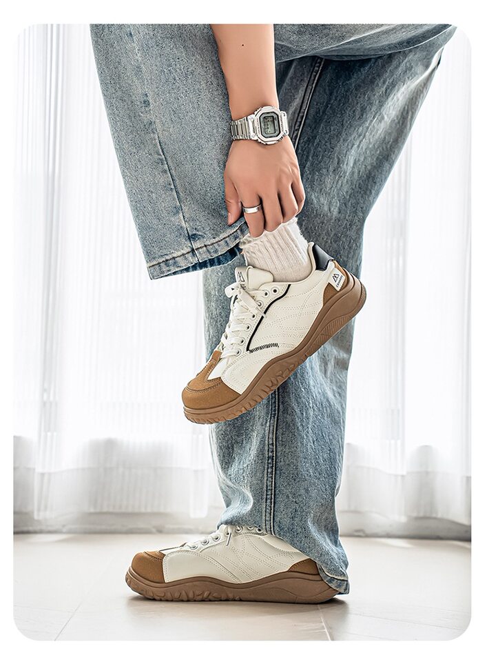 Giày sneaker nam cổ thấp mũi tròn rộng form Đức, đế bằng gót thấp 1–3 cm, dây buộc, phối màu trơn — Z8822 màu đỏ, Z8822 thẻ trắng, Z8822 thẻ đen chi tiết 11