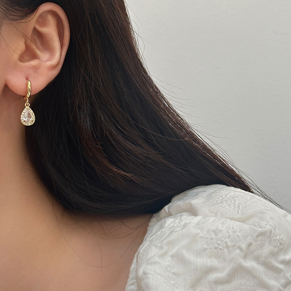 10g Weight Zircon Inlay Material 1 Pair Simple Style Water Droplets Inlay Copper Zircon Drop Earrings