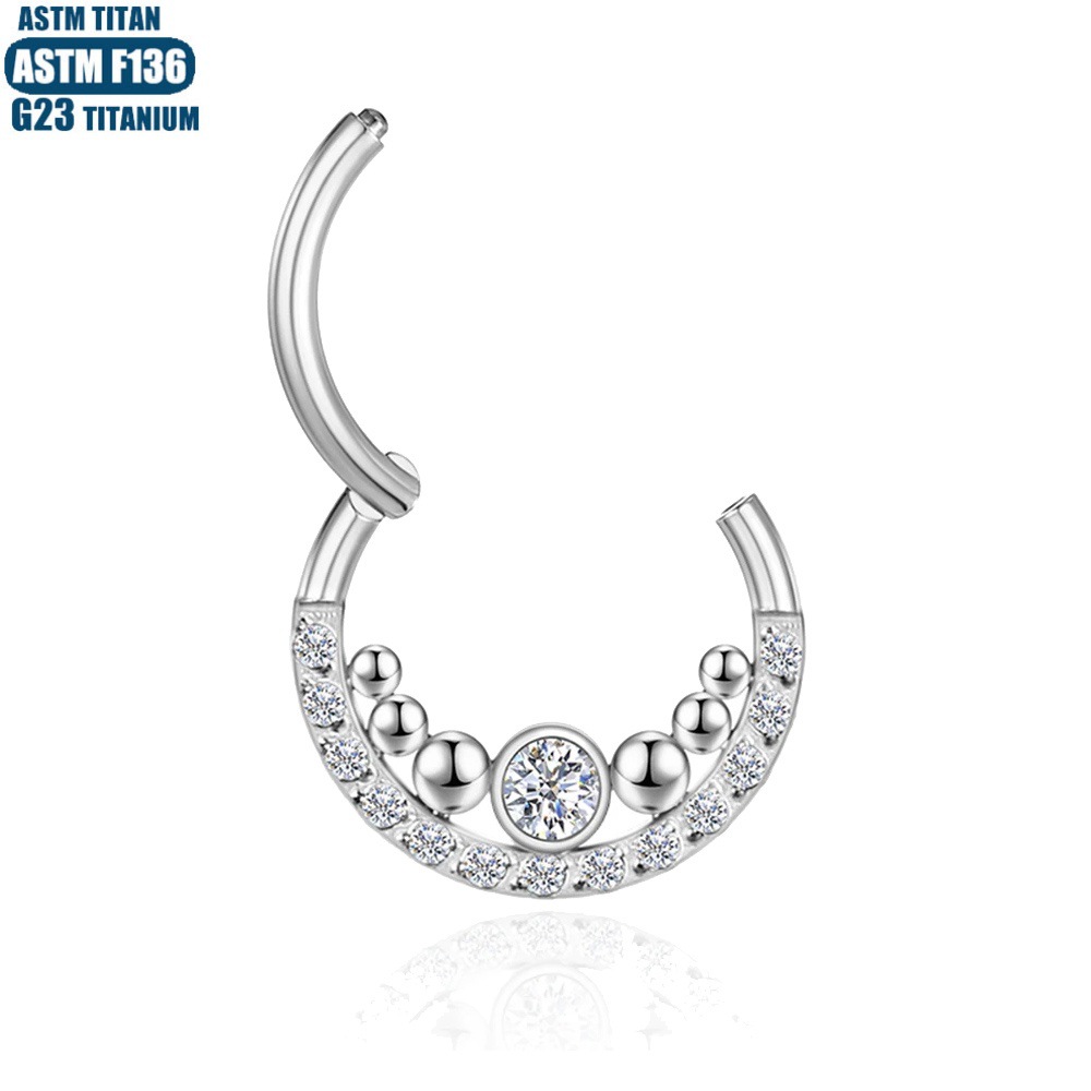 16G labret stud size and finish detail
