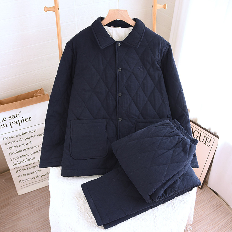 秋冬の新型の厚手の純綿カップルのパジャマの女性は綿の綿入れの服を挟んで冬の保温の簡単な家庭服のスーツの卸売りをします。