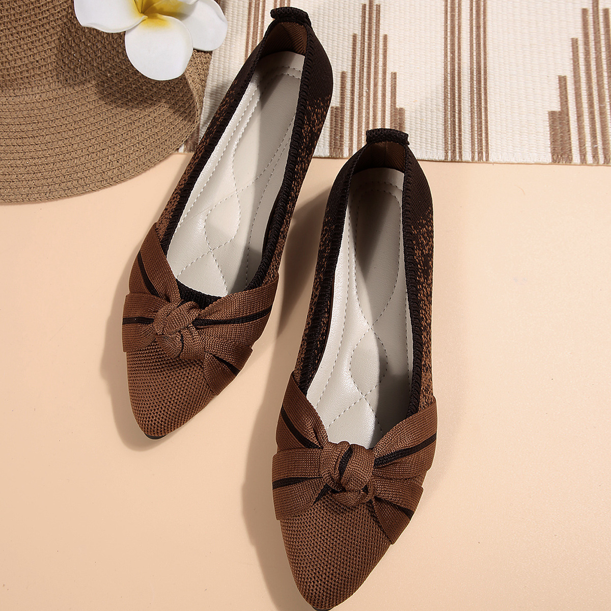 Women's Pointed Toe Flyknit Flat Slip-on Shoes Casual Loafers_voghion.com