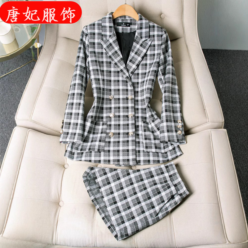 Vintage Plaid Small Suit Collar Jacket Women's Elastcoat Shorts suit Spring Autumn and Winter New Western Style Casual Two-piece Set Vintage Plaid Small Suit Collar Jacket Women's Elastcoat Shorts suit Spring Autumn and Winter New Western Style Casual Two-piece Set